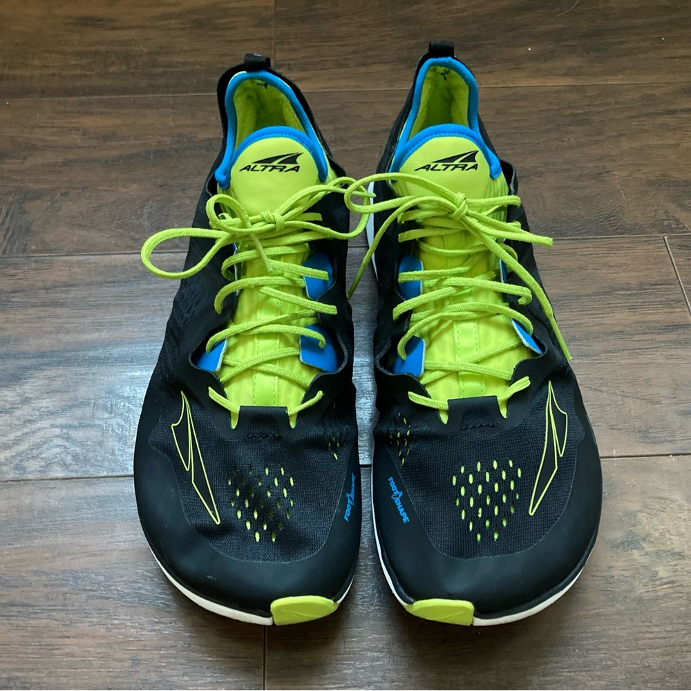 Altra Kayenta Men’s running shoes - Black/Yellow (size 13)